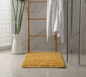 Yellow bath mat - image via Canva
