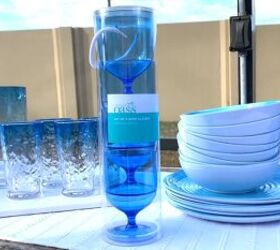 outdoor dining summer tablescape with a sophisticated blue theme