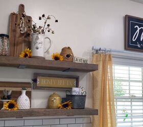 summer kitchen decor with a touch of bees