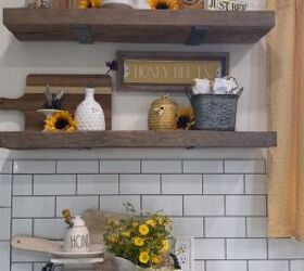 summer kitchen decor with a touch of bees