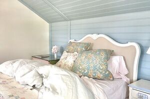 What cottagecore decor is and how to create it in your home