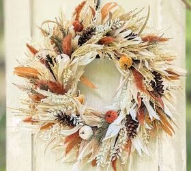 Why you might want to consider putting fairy lights on a wreath this fall