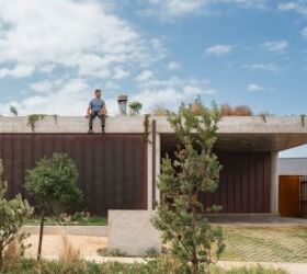 How this concrete Australian home was designed to give back to local wildlife (inspiring!)