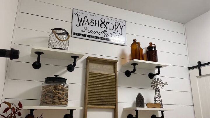 Cozy Fall Touches: Decorating My Mudroom & Laundry Room for the Season ...