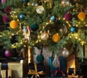 2024 Christmas Decor Trends, From Jewel Tones to Cottagecore