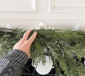 The easiest way to hang Christmas decorations without damage or frustration