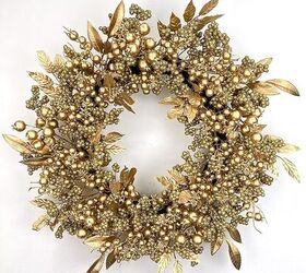 Upgrade your door with these stunning wreaths (classic and unique options)