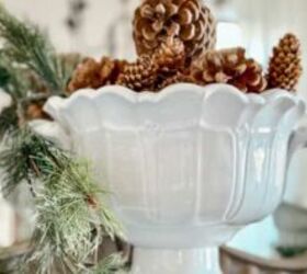 Not all holiday decor needs to go after December! Here's what to leave out for winter