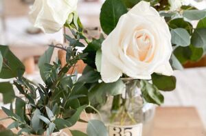 Forget red and pink—her Valentine's Day setup is a breath of fresh air