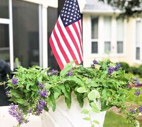 The Oprah-style patriotic decorating trick that works for every flag holiday all year long