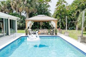 10 ways to turn your backyard or pool area into an outdoor haven