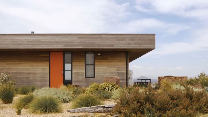 A closer look at Off-Grid Apartment Minimalist Architecture