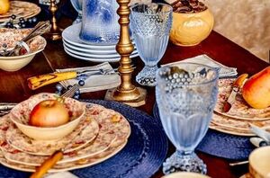 Forget matchy-matchy—this is how to set a table with charm