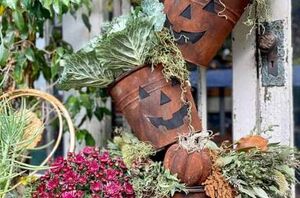 21 cozy ways to decorate your outdoor spaces for fall
