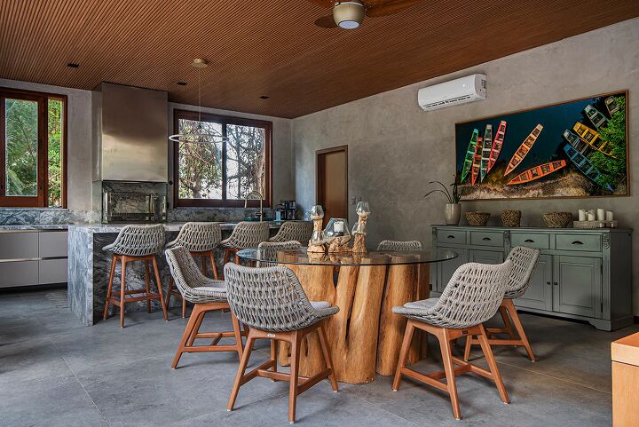 The Dining Table Shape That’s Replacing Rectangles in 2025 | Redesign
