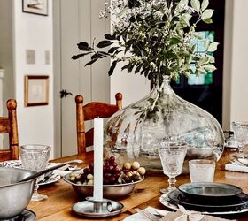 Most people wouldn’t put this on their table, but it's giving major fall vibes