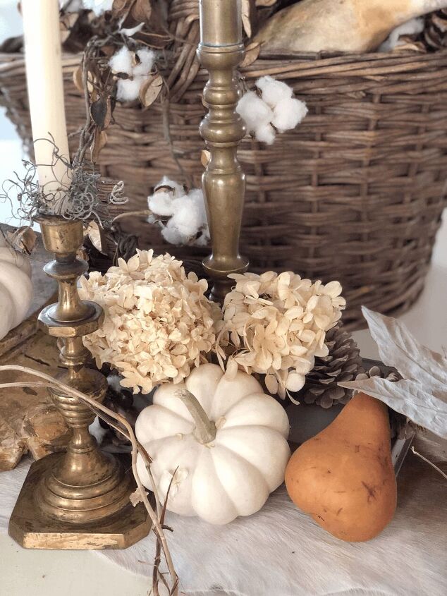 11 Ways To Decorate With Dried Hydrangeas For Fall | Redesign