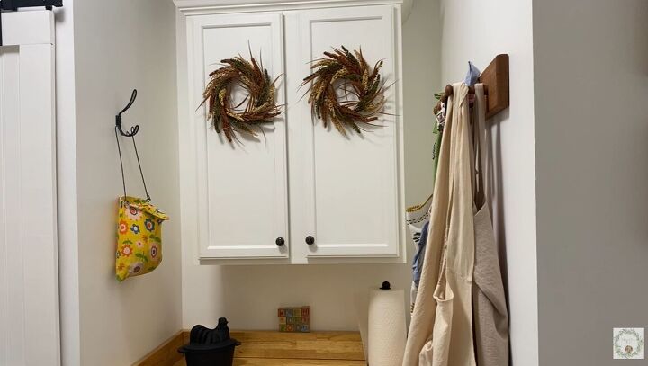 Fall Decorating Tutorial: Laundry Room, Mudroom, and Back Deck | Redesign