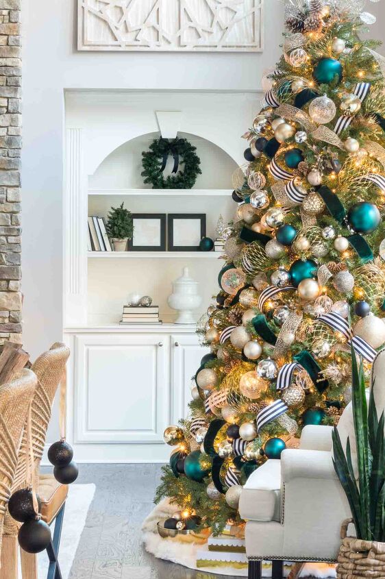 30 Beautiful Christmas Color Themes and The Moods They Set | Redesign