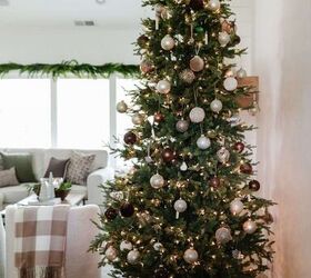 How to Decorate Your Christmas Tree Like a Pro | Redesign