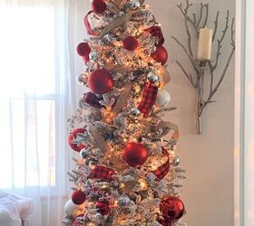 Decorating a Flocked Christmas Tree | Redesign