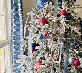 Stylish Decorating Ideas for a Flocked Christmas Tree | Redesign