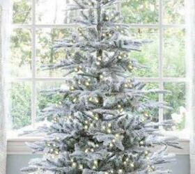 Stylish Decorating Ideas for a Flocked Christmas Tree | Redesign