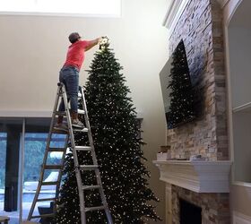She challenged herself to design with more green, and the finished tree is absolutely stunning