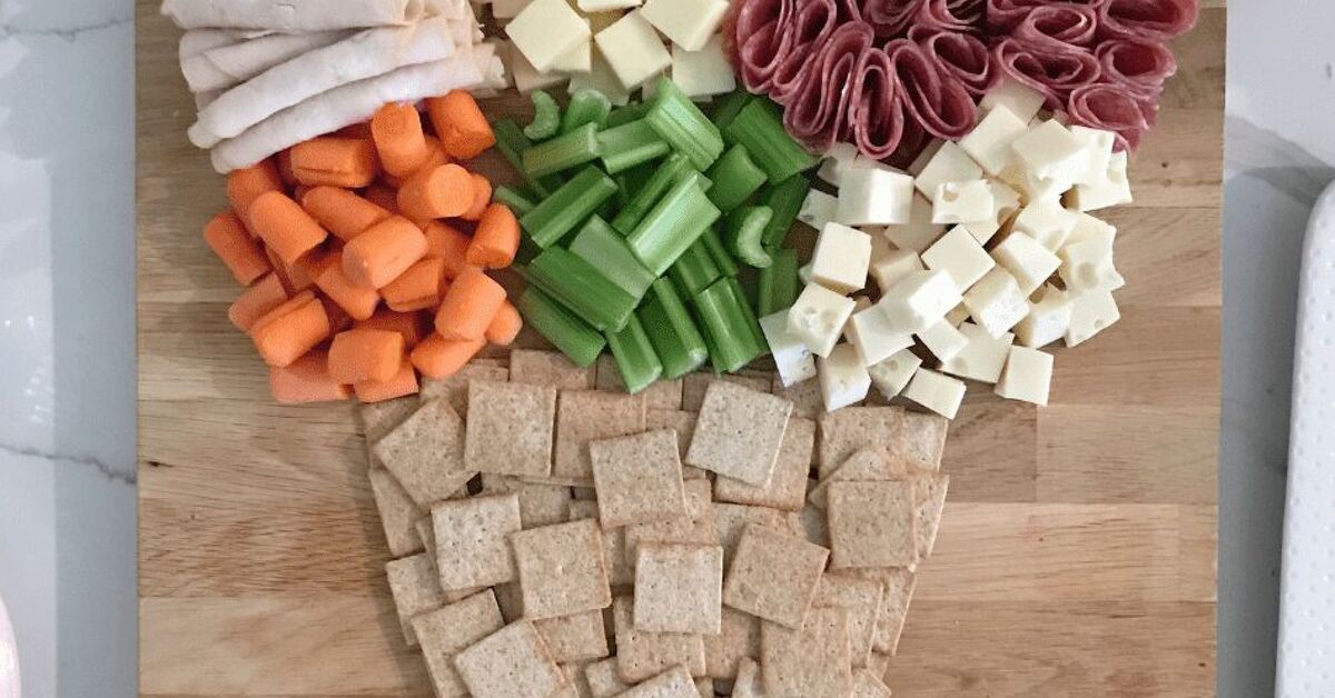 How To Create a Clock Themed Snack Board for New Year's | Redesign