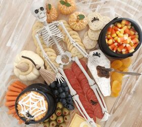 How To Create a Clock Themed Snack Board for New Year's | Redesign