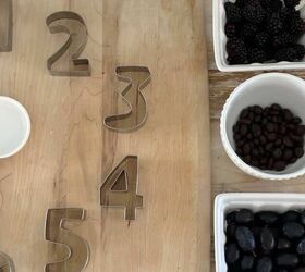How To Create a Clock Themed Snack Board for New Year's | Redesign