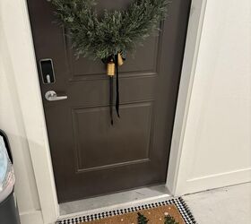 Put THIS on your porch to keep your home looking good after Christmas