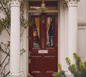 The best front door colors—according to a professional paint color consultant
