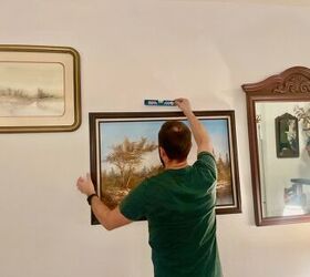 How to create a high-impact living room gallery wall using thrifted art