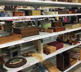 10 thrift store home decor finds you should never pass up