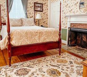 The bedroom wallpaper ideas that make any room feel like a cozy inn