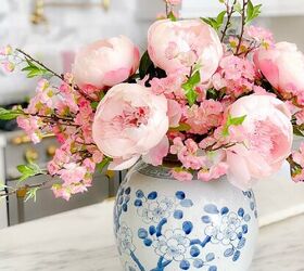21 spring centerpiece ideas that look like they came from a florist