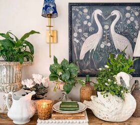 This is what makes an entry table look instantly put together