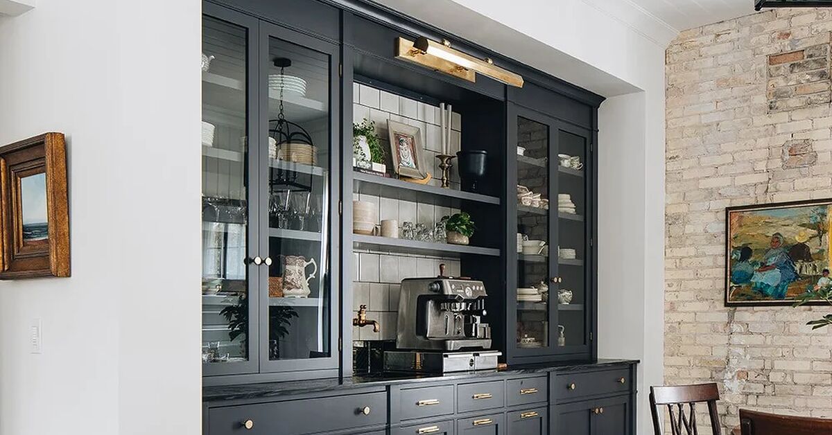 What to Change First in an Outdated Kitchen: 13 Expert Kitchen Design ...