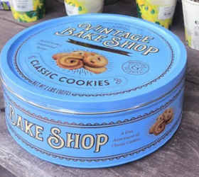 You’d never think to use a cookie tin like this