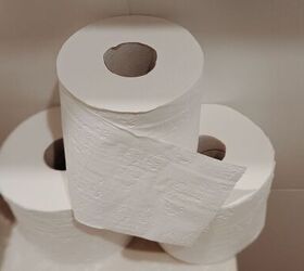 You're going to want to save this brilliant toilet paper trick for the next time you have guests