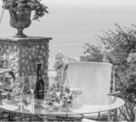 This gorgeous Mediterranean color trend is making us swoon