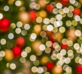 A classic holiday decorating idea reimagined for today’s homes