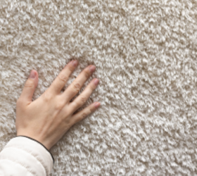 This simple trick makes a carpeted room look so much better
