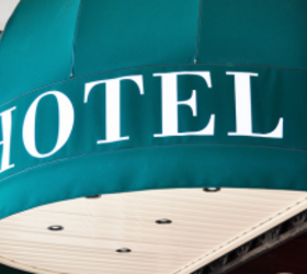 The threshold trick luxury hotels use that most homes completely miss — and how to recreate it